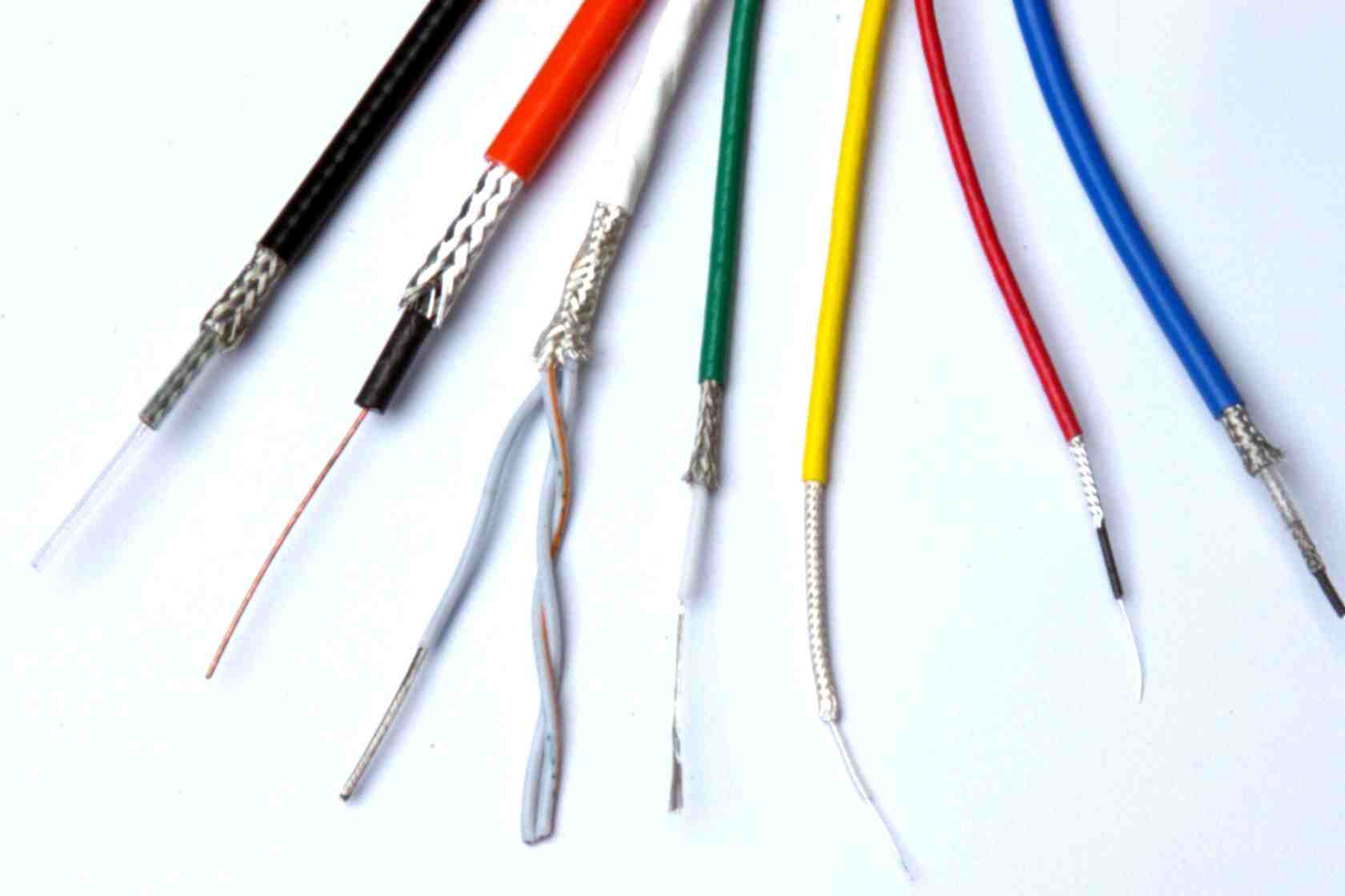 microminiature coaxial cables